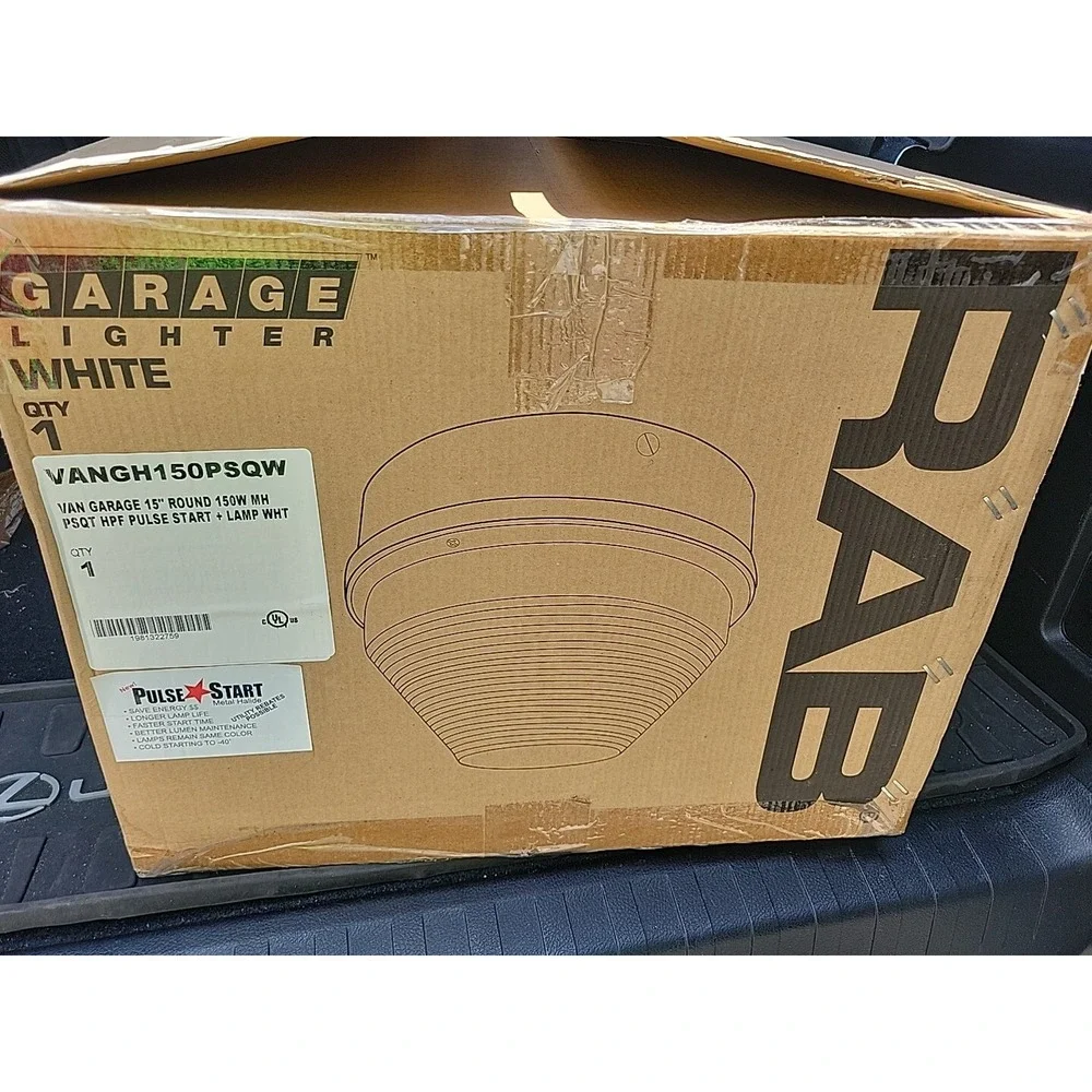 Van Garage 15 Inch Round 150W Metal Halide PSQT HPF Pulse Start Plus Lamp white